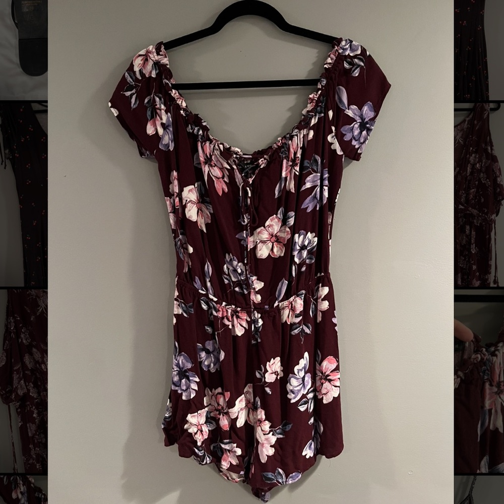 Off the shoulder, floral print romper!